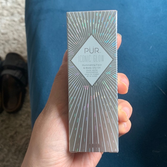 PUR Iconic Glow Face & Body Oil - Picture 2 of 5